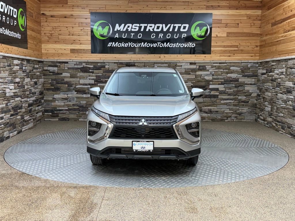 Used 2022 Mitsubishi Eclipse Cross ES image 3