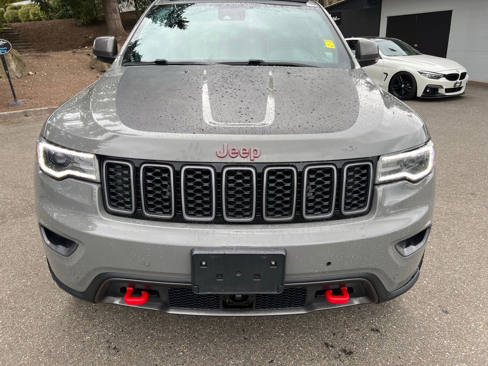 Used 2021 Jeep Grand Cherokee Trailhawk w/ Trailhawk Luxury Group AWD/4WD image 8