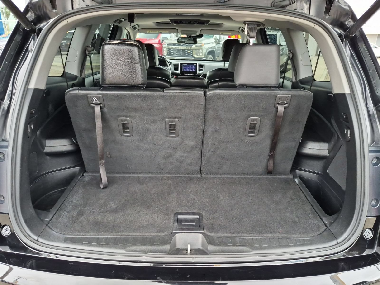 Used 2017 Honda Pilot Touring image 26