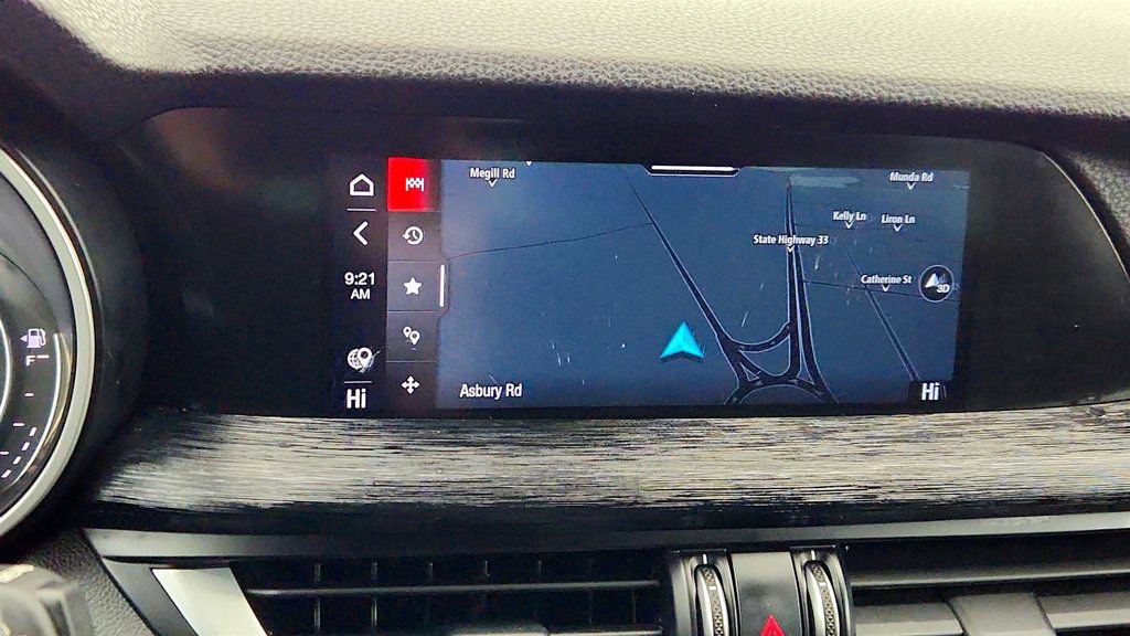 Used 2022 Alfa Romeo Stelvio Sprint image 19