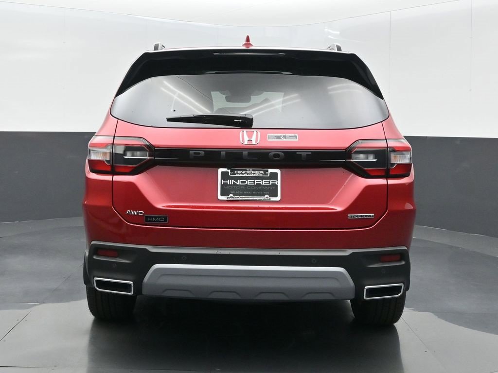 New 2025 Honda Pilot Touring image 19