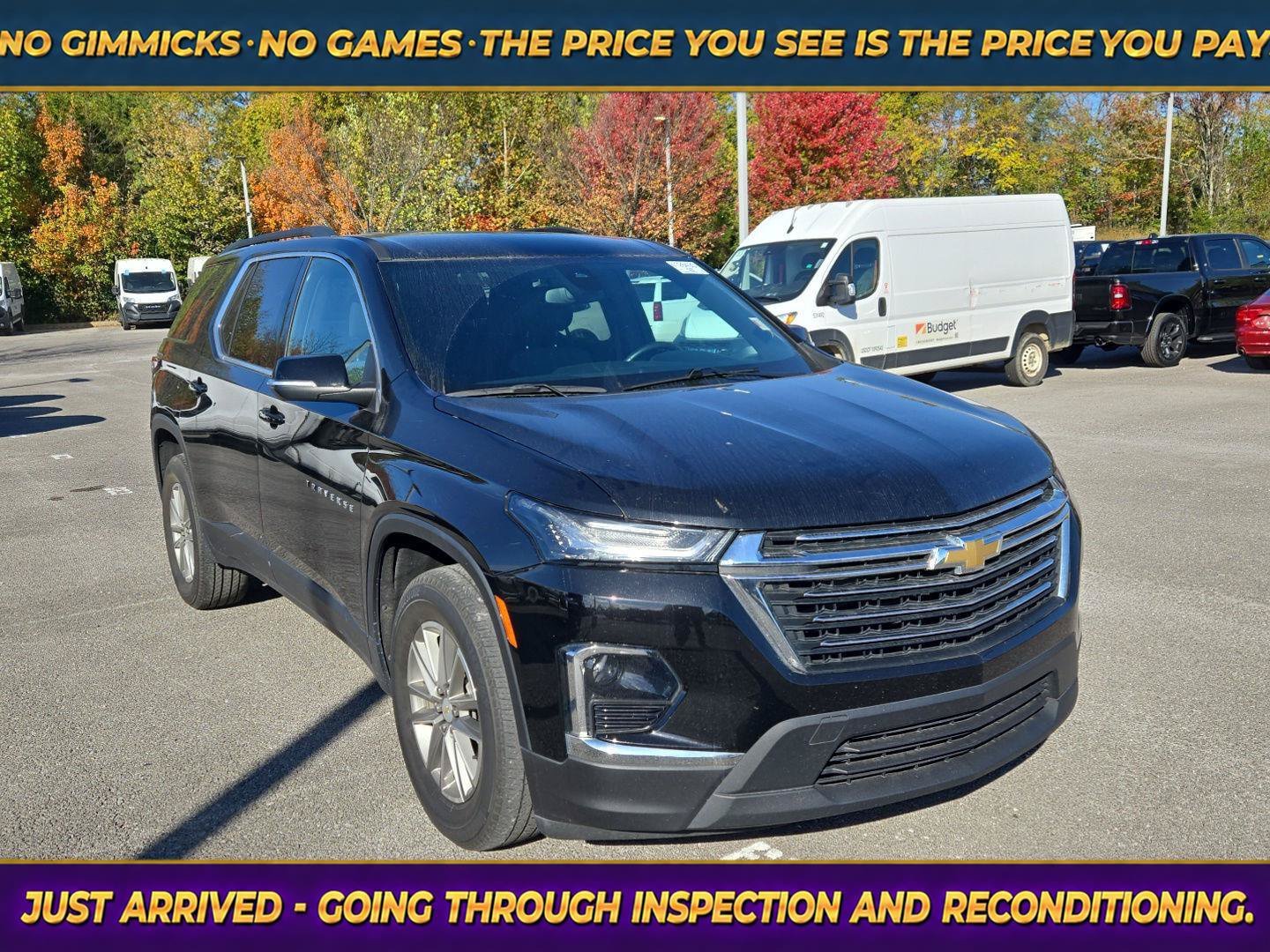 Used 2023 Chevrolet Traverse LT FWD image 1