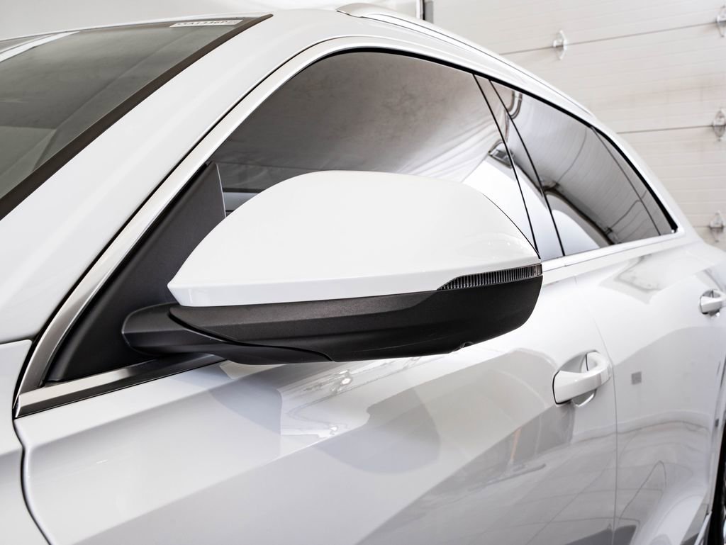 Used 2023 Audi Q8 Premium Plus w/ Premium Plus Package image 17