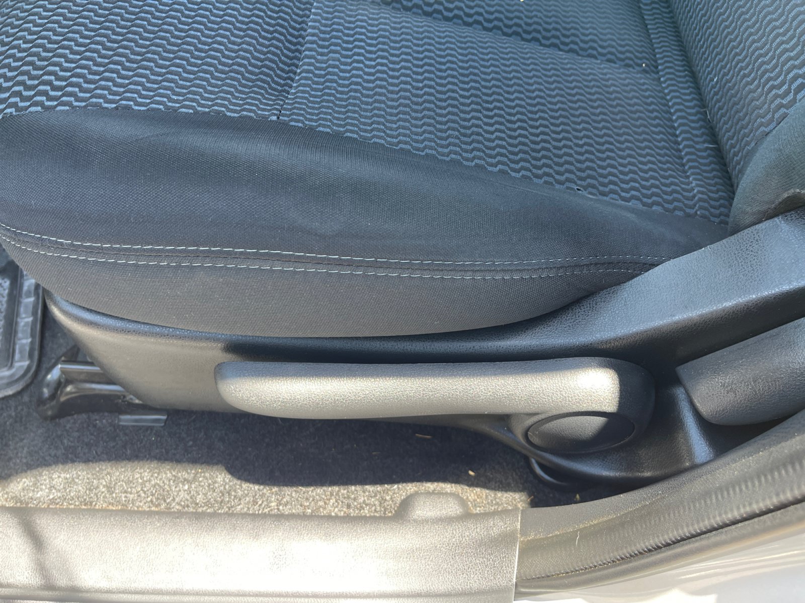 Used 2014 Nissan Versa Note SV w/ SL Package FWD image 14