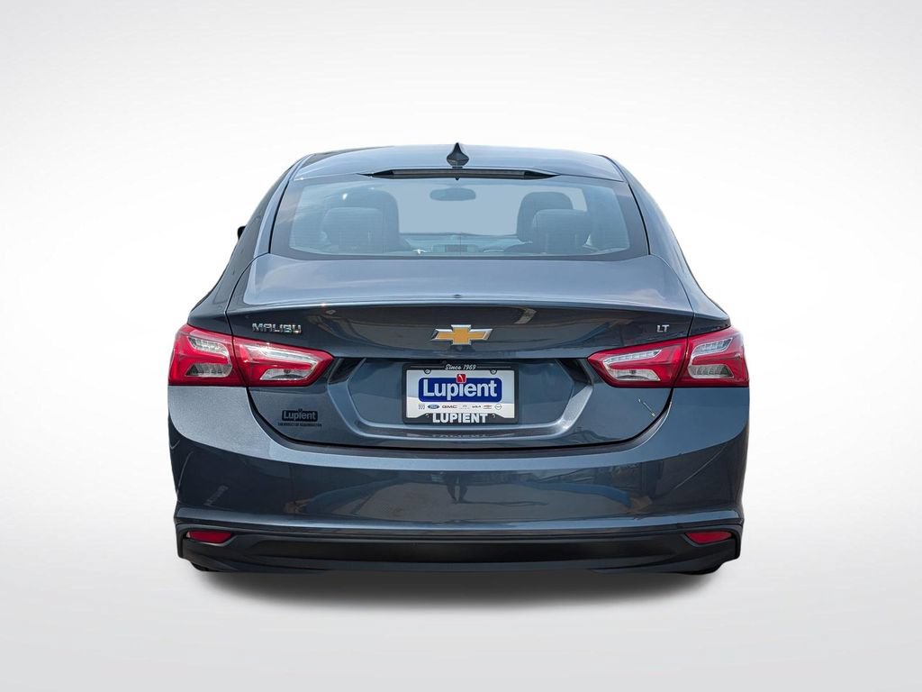 Used 2019 Chevrolet Malibu LT FWD image 4