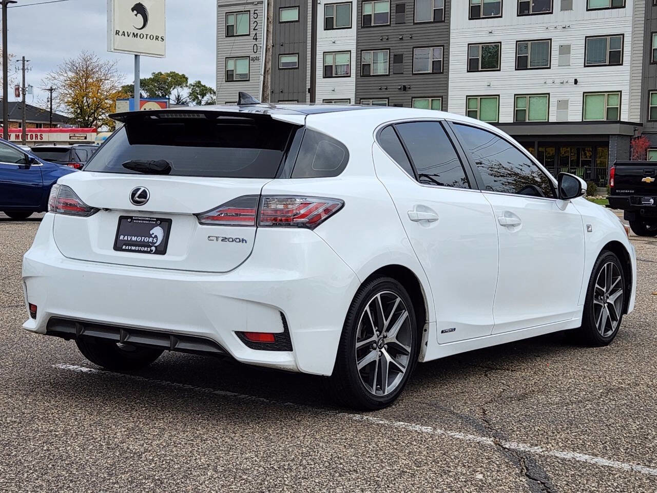 Used 2014 Lexus CT 200h image 9