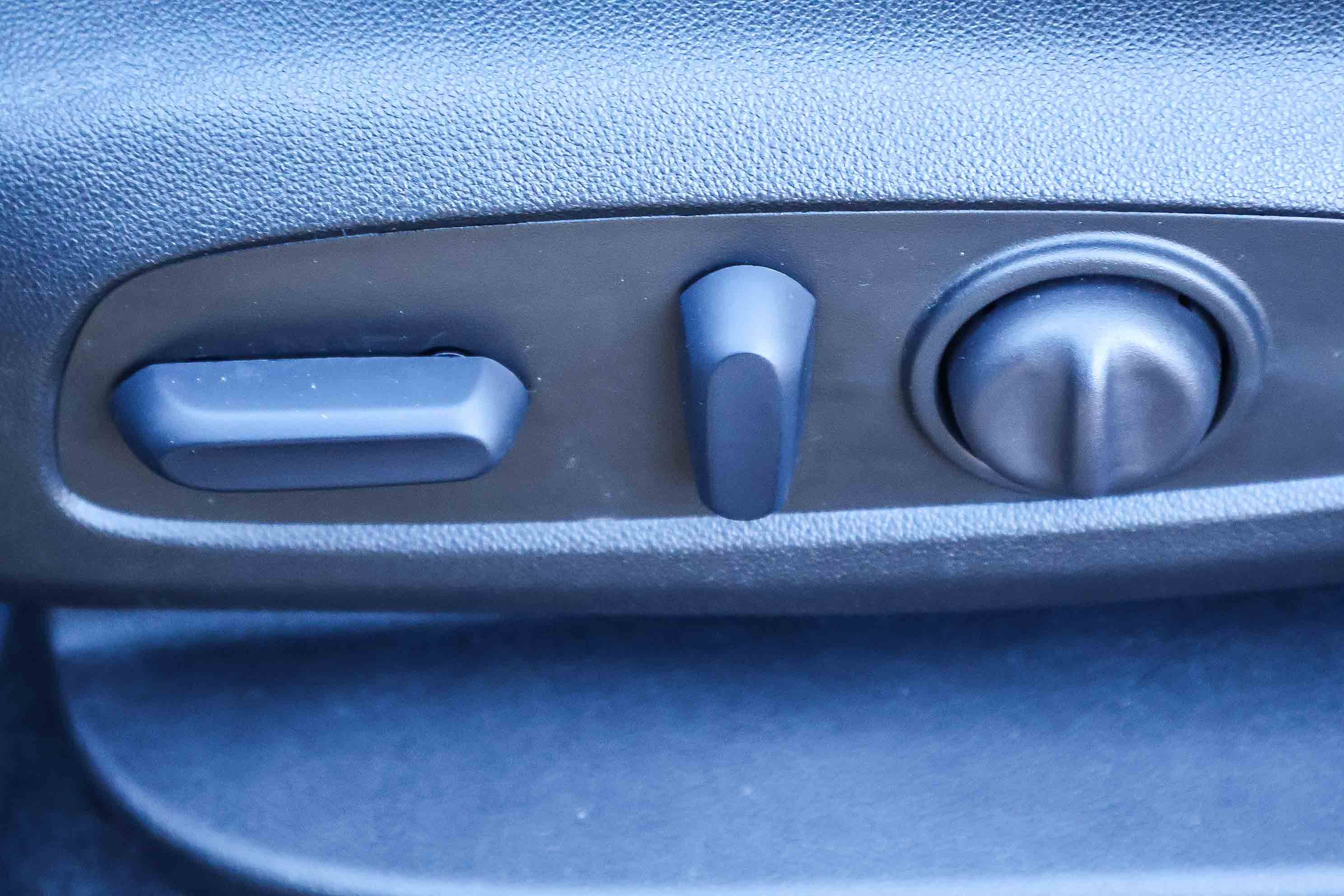 Used 2023 Chevrolet Blazer RS image 12