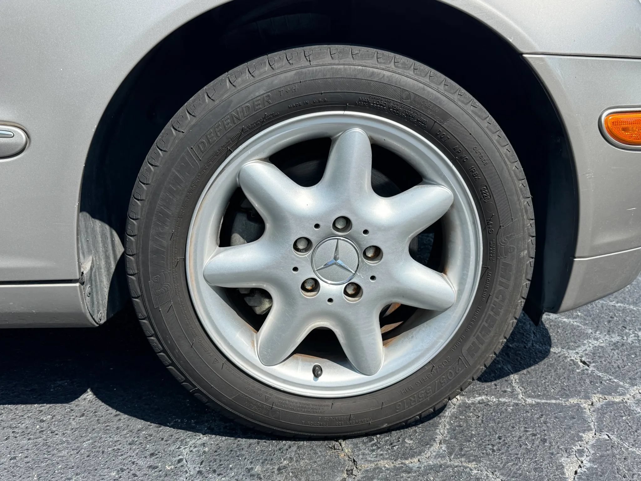 Used 2004 Mercedes-Benz C 240 Sedan image 9