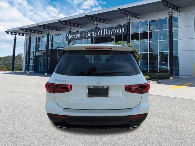 Used 2026 Mercedes-Benz GLB 250 image 5