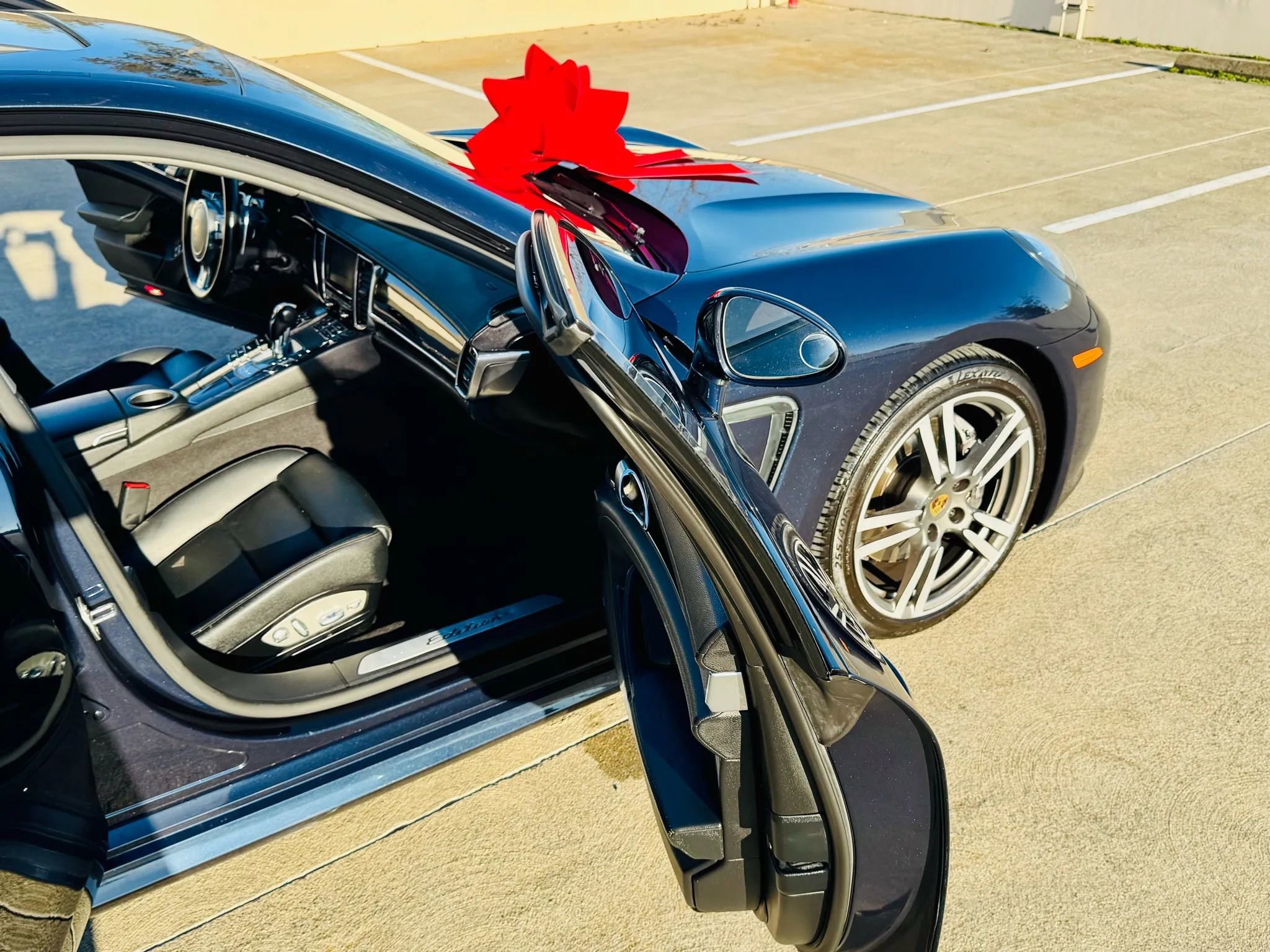 Used 2016 Porsche Panamera Edition image 44