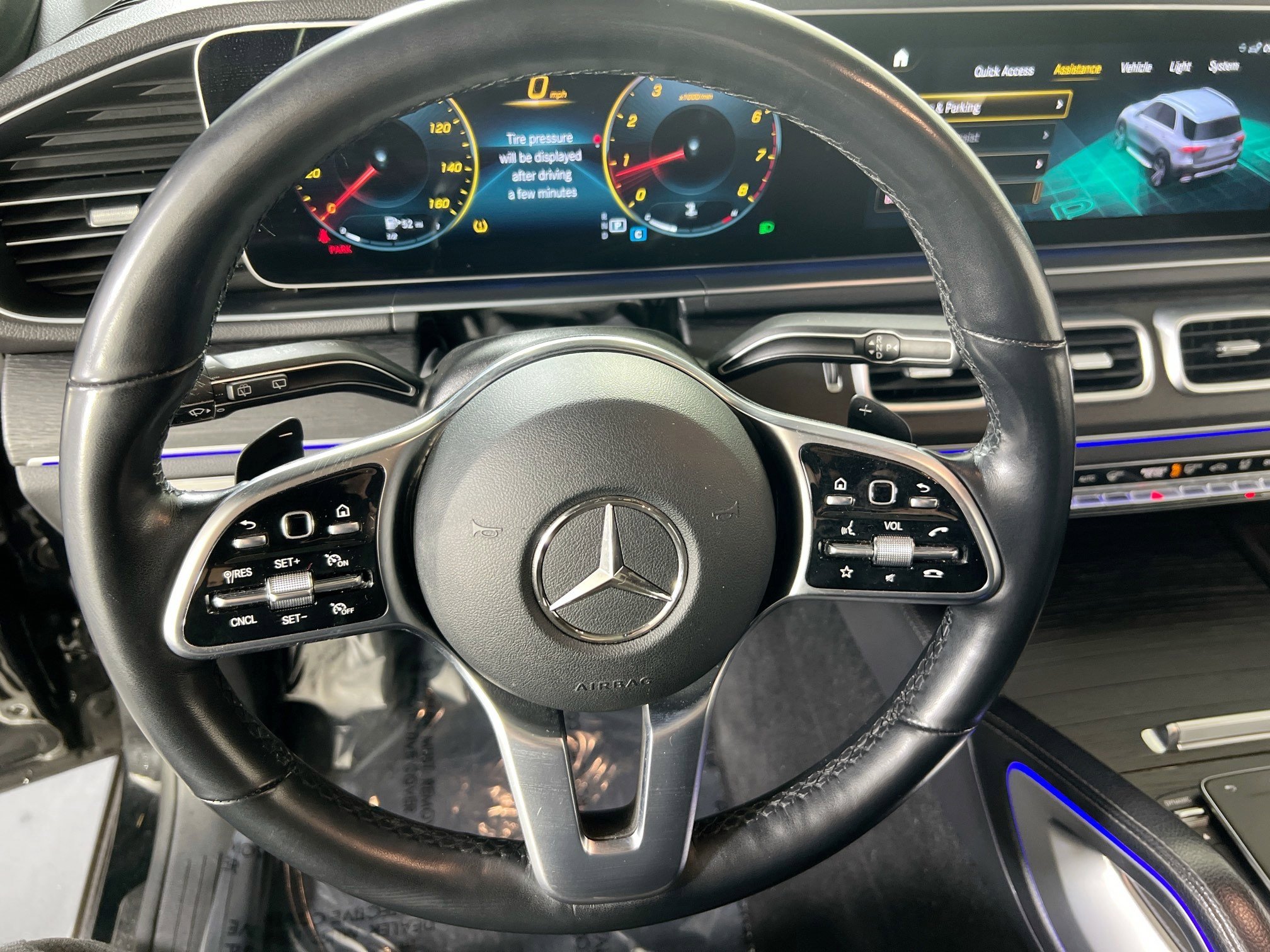 Used 2023 Mercedes-Benz GLE 350 4MATIC w/ AMG Line Exterior image 11