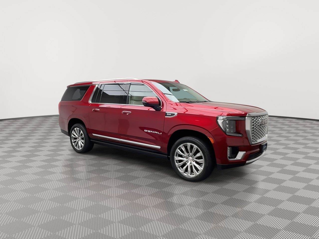 Certified 2021 GMC Yukon XL Denali w/ Denali Premium Package AWD/4WD image 48