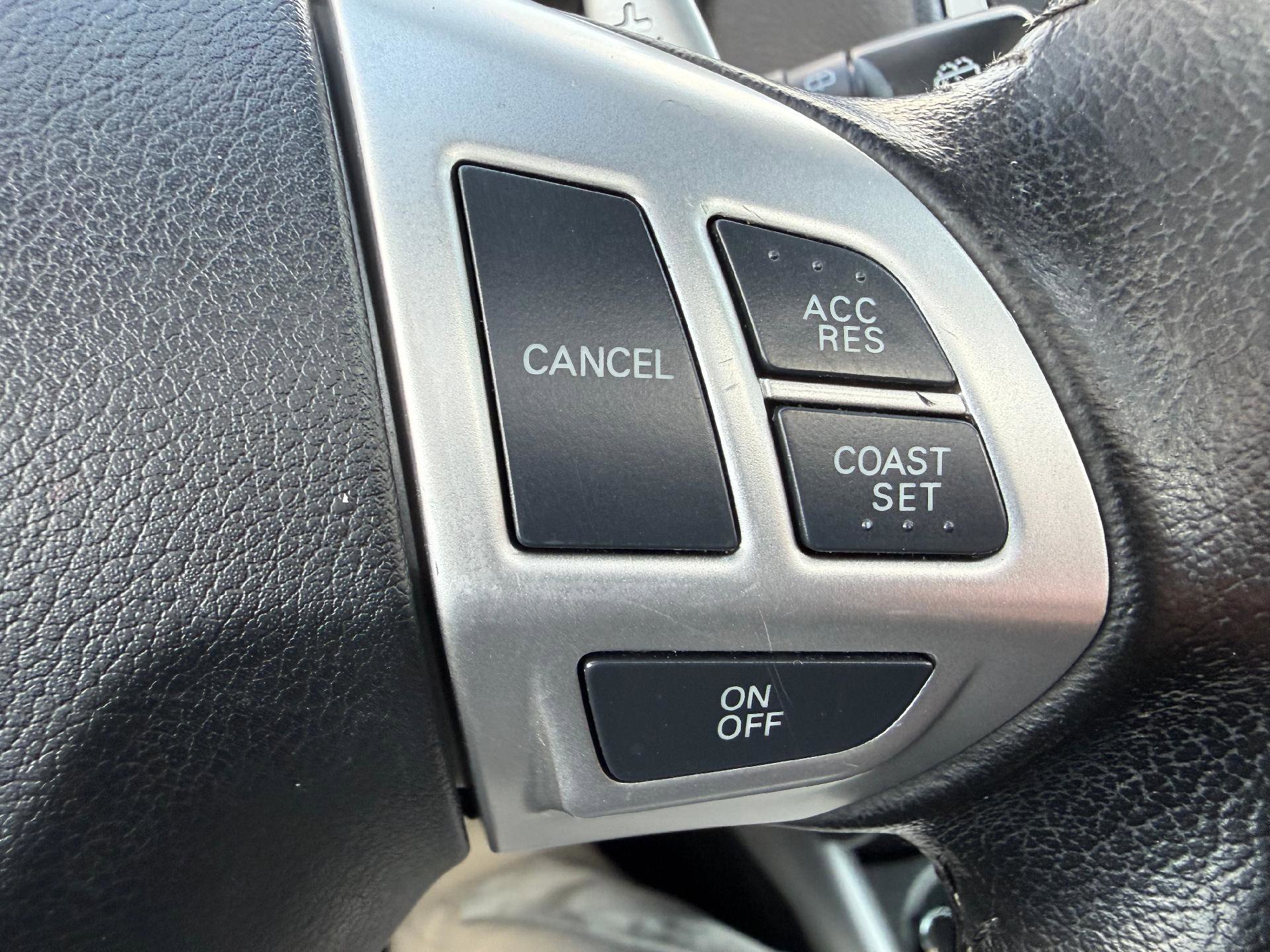 Used 2013 Mitsubishi Outlander Sport LE image 18