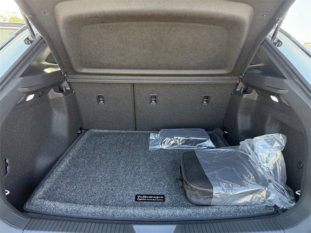 New 2025 Volkswagen ID.4 Pro image 27