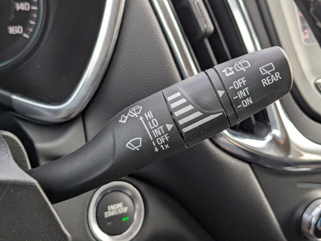 Used 2024 Chevrolet Equinox LT AWD/4WD image 28