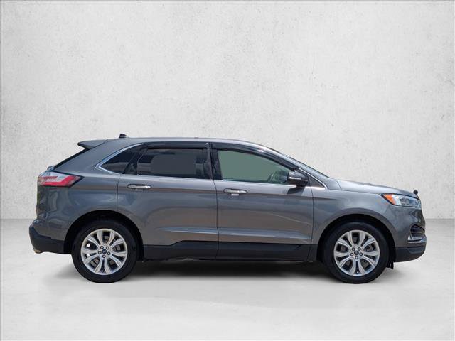 Used 2022 Ford Edge Titanium w/ Equipment Group 301A AWD/4WD image 4