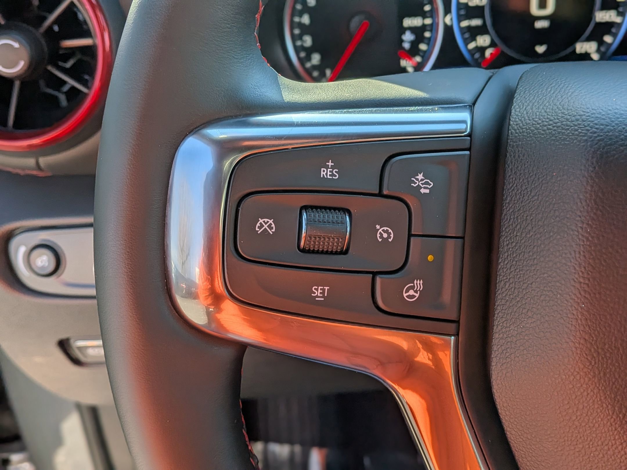 Certified 2025 Chevrolet Blazer RS image 21