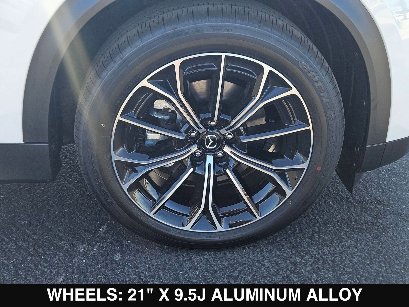 New 2025 MAZDA CX-70 Plug-In Hybrid w/ Premium Plus image 10