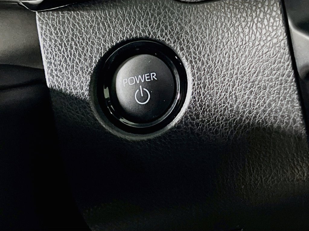 Used 2026 Toyota Camry SE FWD image 20