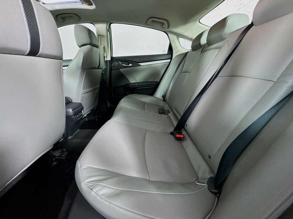 Used 2017 Honda Civic Touring image 33