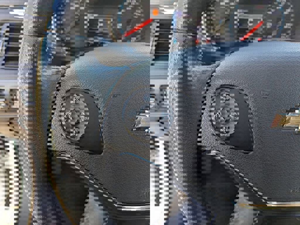 Used 2018 Chevrolet Impala LT image 23