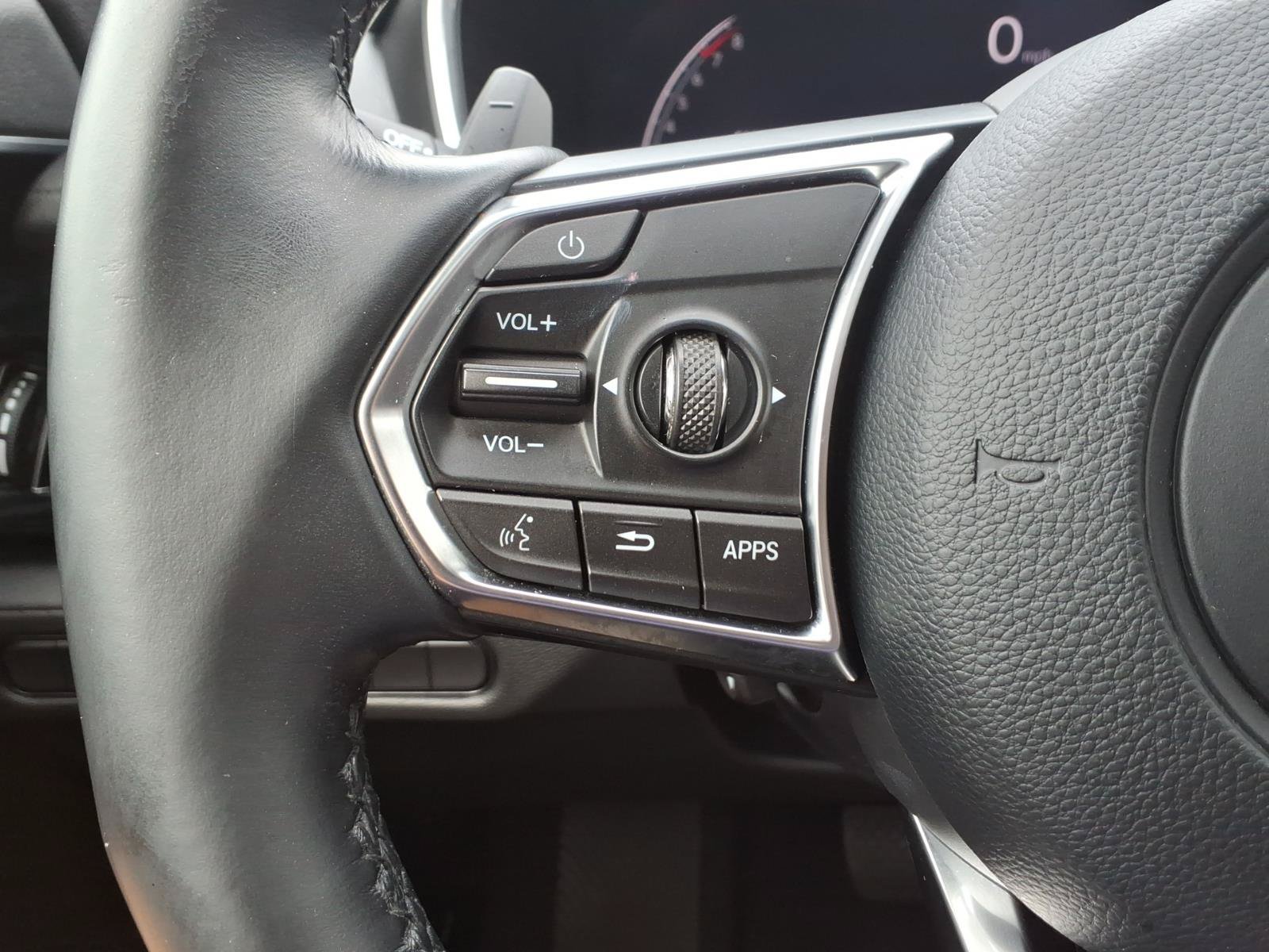 Used 2022 Acura MDX SH-AWD image 16