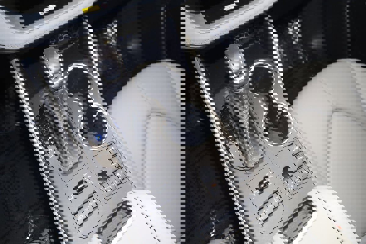 Used 2023 Toyota Highlander XLE image 30