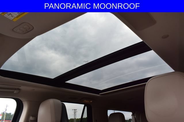 Used 2023 Lincoln Navigator L Reserve AWD/4WD image 8