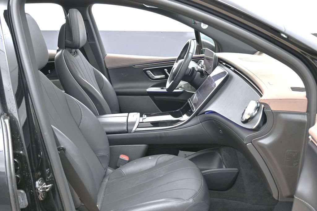 Used 2023 Mercedes-Benz EQE 350+ SUV image 21