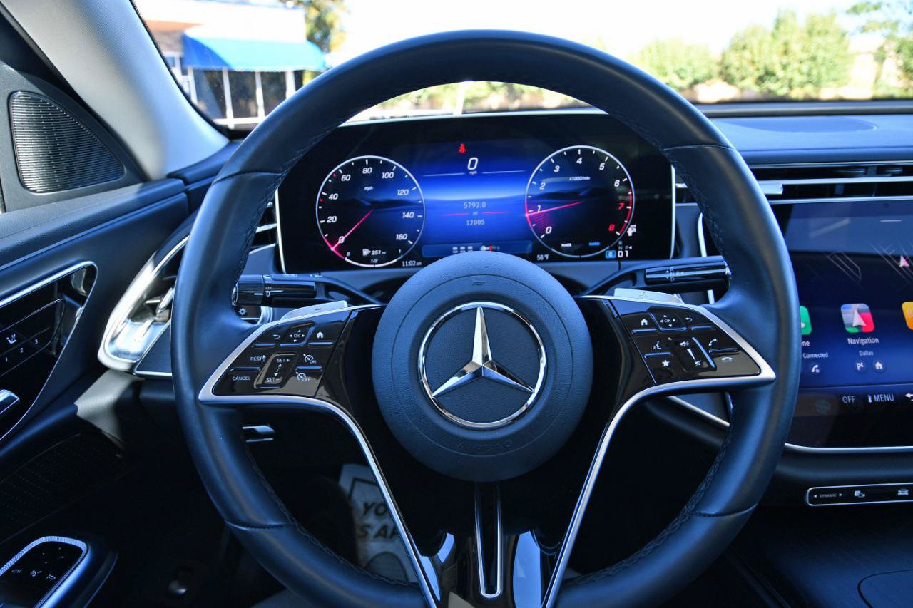 Used 2025 Mercedes-Benz E 350 Sedan image 15