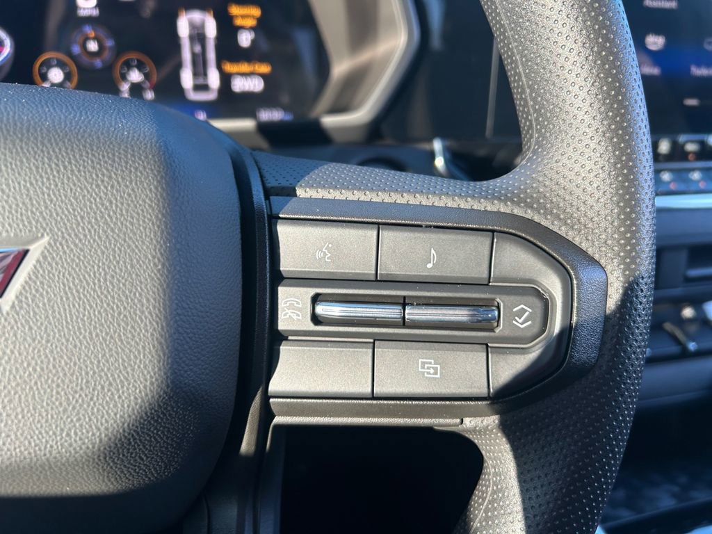 Used 2024 Chevrolet Colorado Trail Boss w/ Technology Package image 22