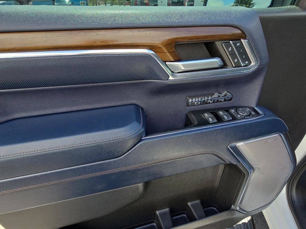 Certified 2024 Chevrolet Silverado 1500 High Country image 13