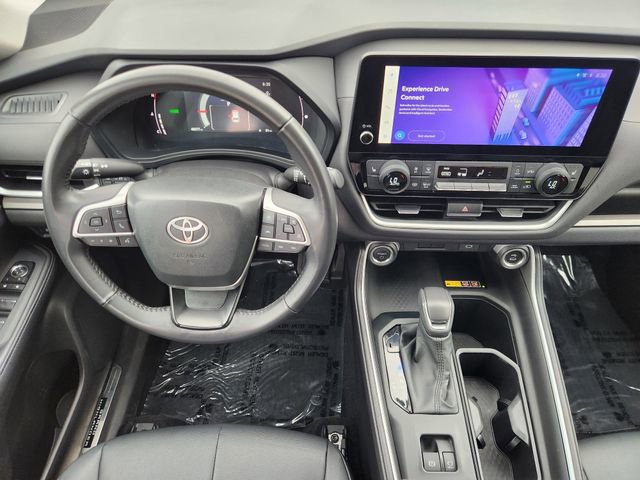 Used 2025 Toyota Grand Highlander AWD Hybrid image 30
