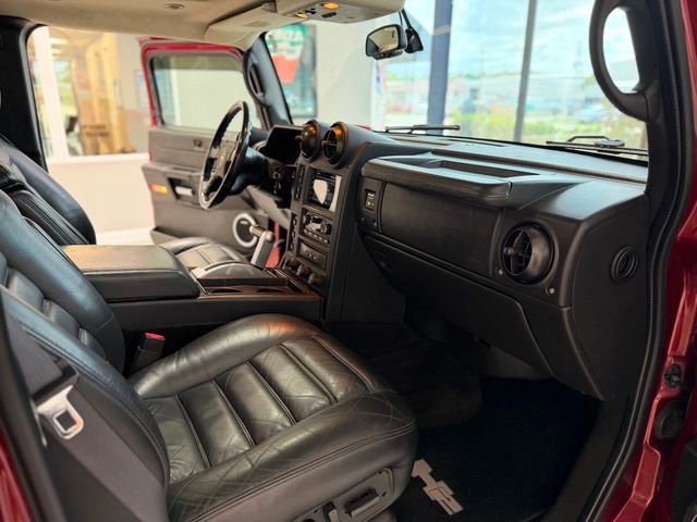 Used 2005 HUMMER H2 SUT w/ Preferred Equipment Group AWD/4WD image 27