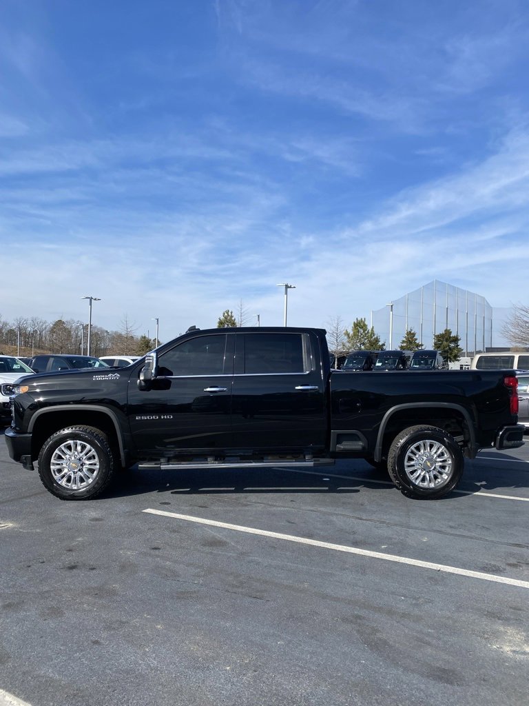 Used 2022 Chevrolet Silverado 2500 High Country image 4