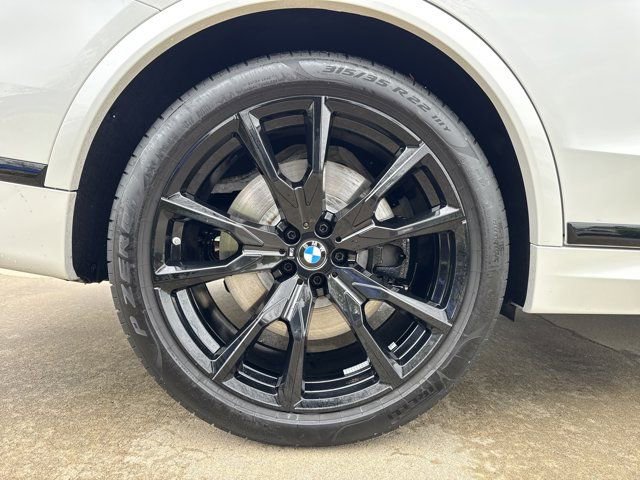 Certified 2026 BMW X7 M60i AWD/4WD image 31