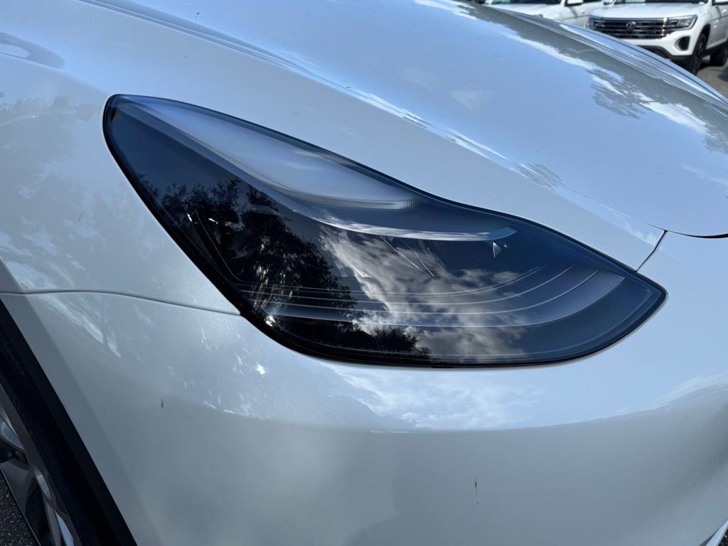 Used 2023 Tesla Model Y Long Range image 4