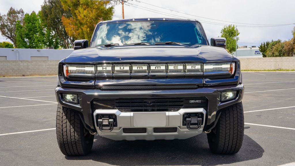 Used 2026 GMC Hummer EV SUV w/ LPO, Dark Essentials Package AWD/4WD image 4