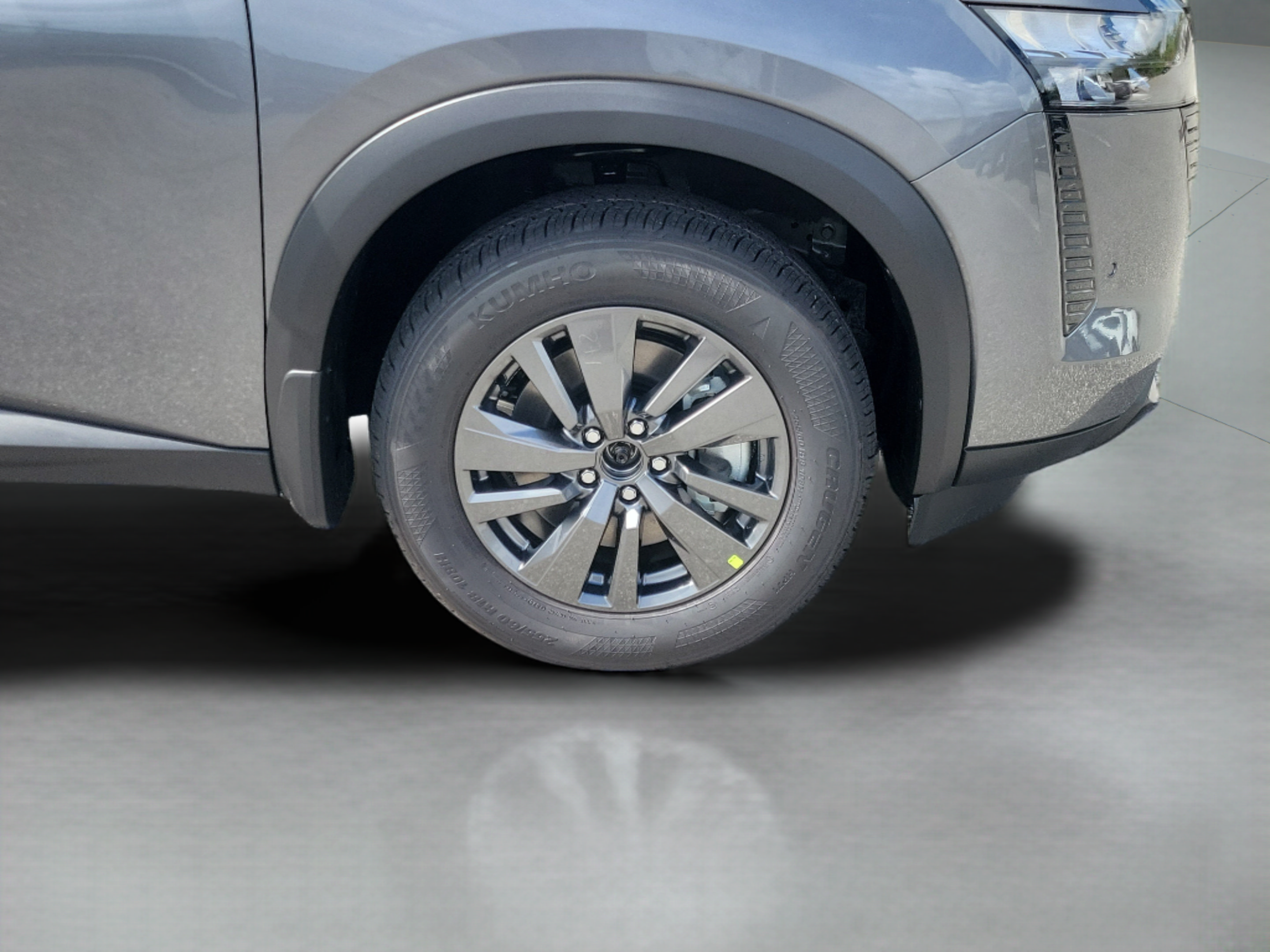 New 2026 Nissan Pathfinder SV FWD image 30