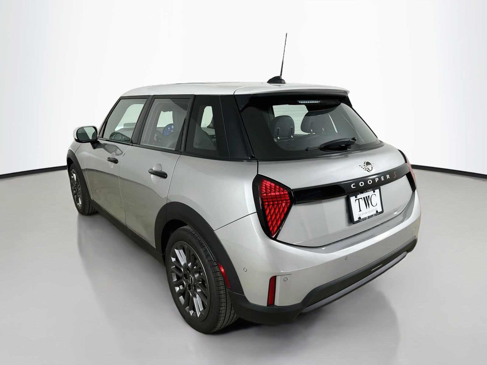 New 2026 MINI Cooper S FWD image 7