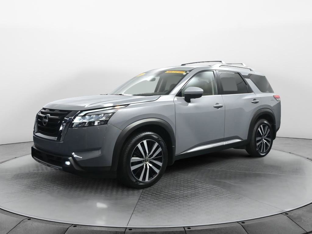 Used 2023 Nissan Pathfinder Platinum