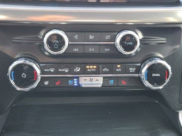 Used 2024 Ford F150 Lariat w/ FX4 Off-Road Package image 17