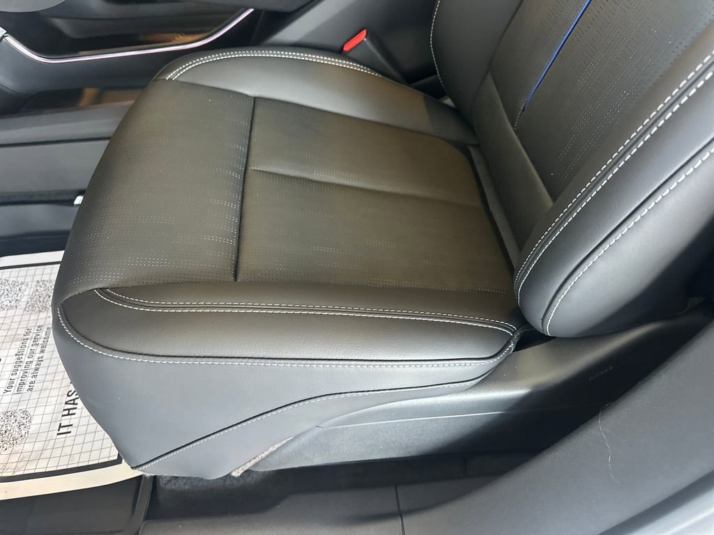 New 2026 Cadillac Lyriq Premium Luxury image 5