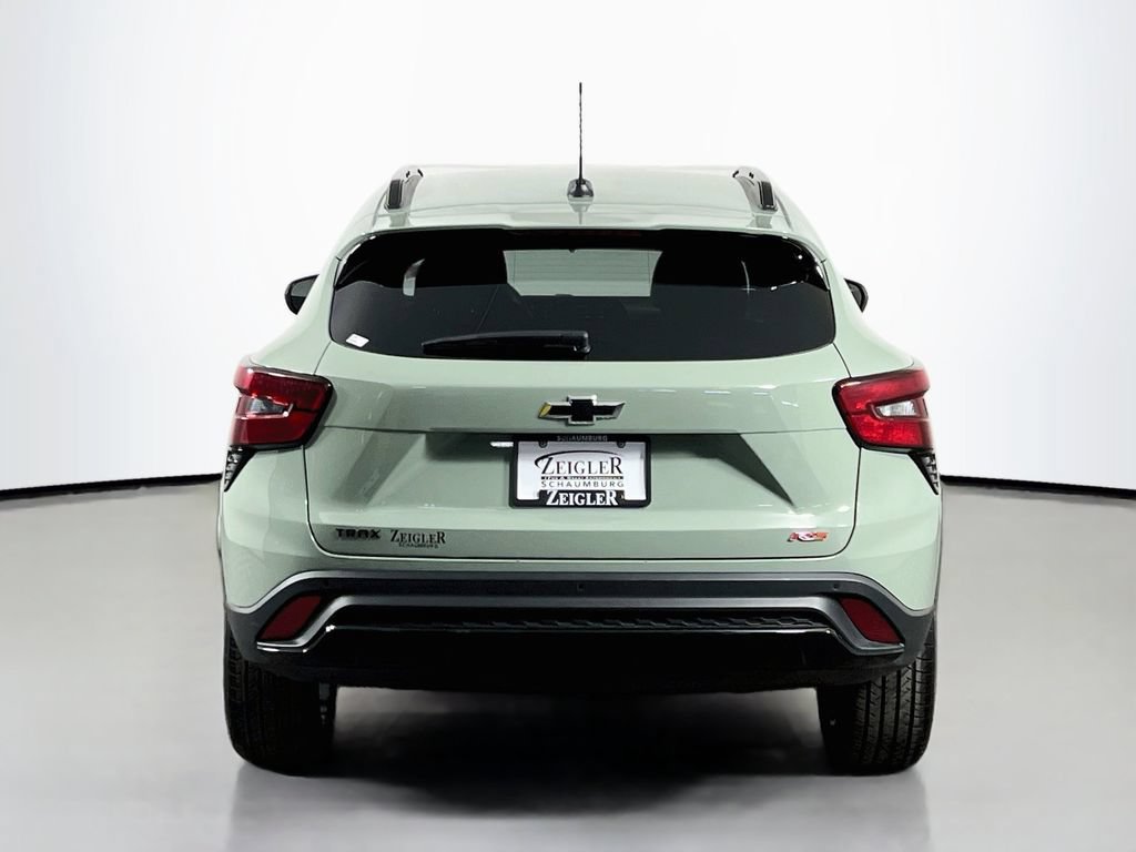 Used 2024 Chevrolet Trax RS w/ Driver Confidence Package FWD image 6