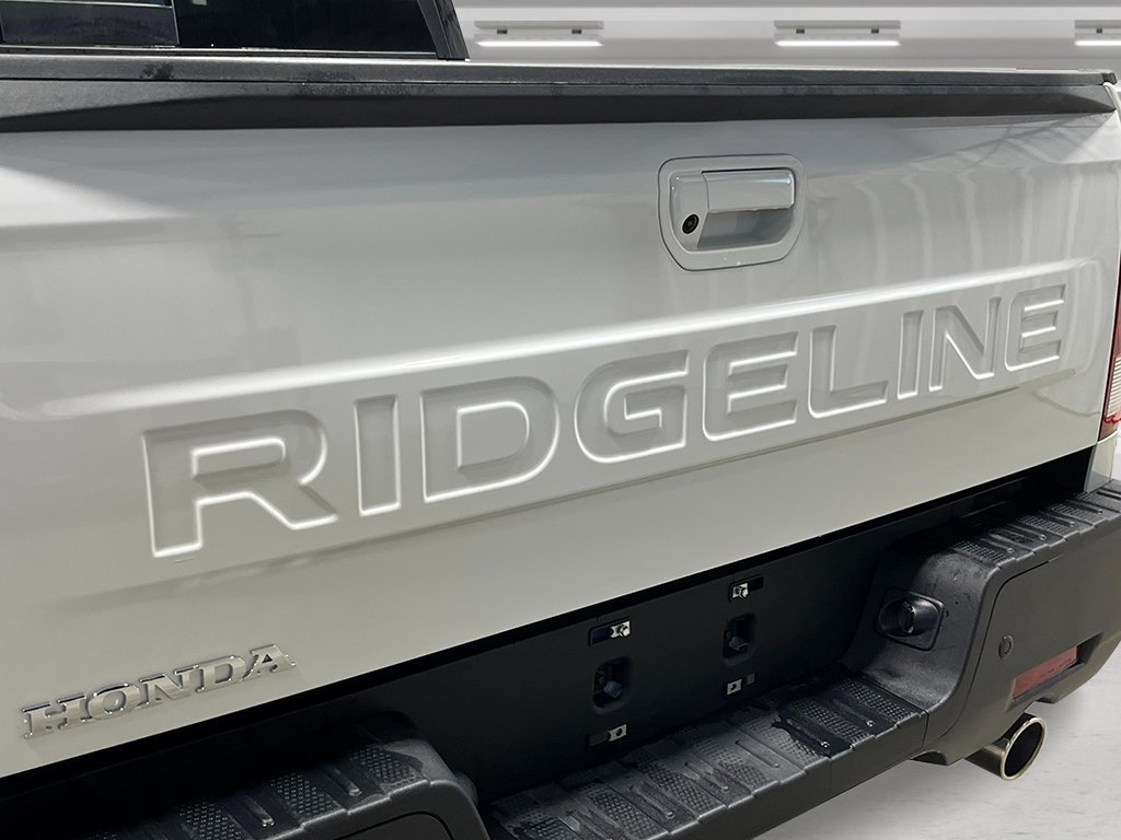 New 2026 Honda Ridgeline Black Edition image 6