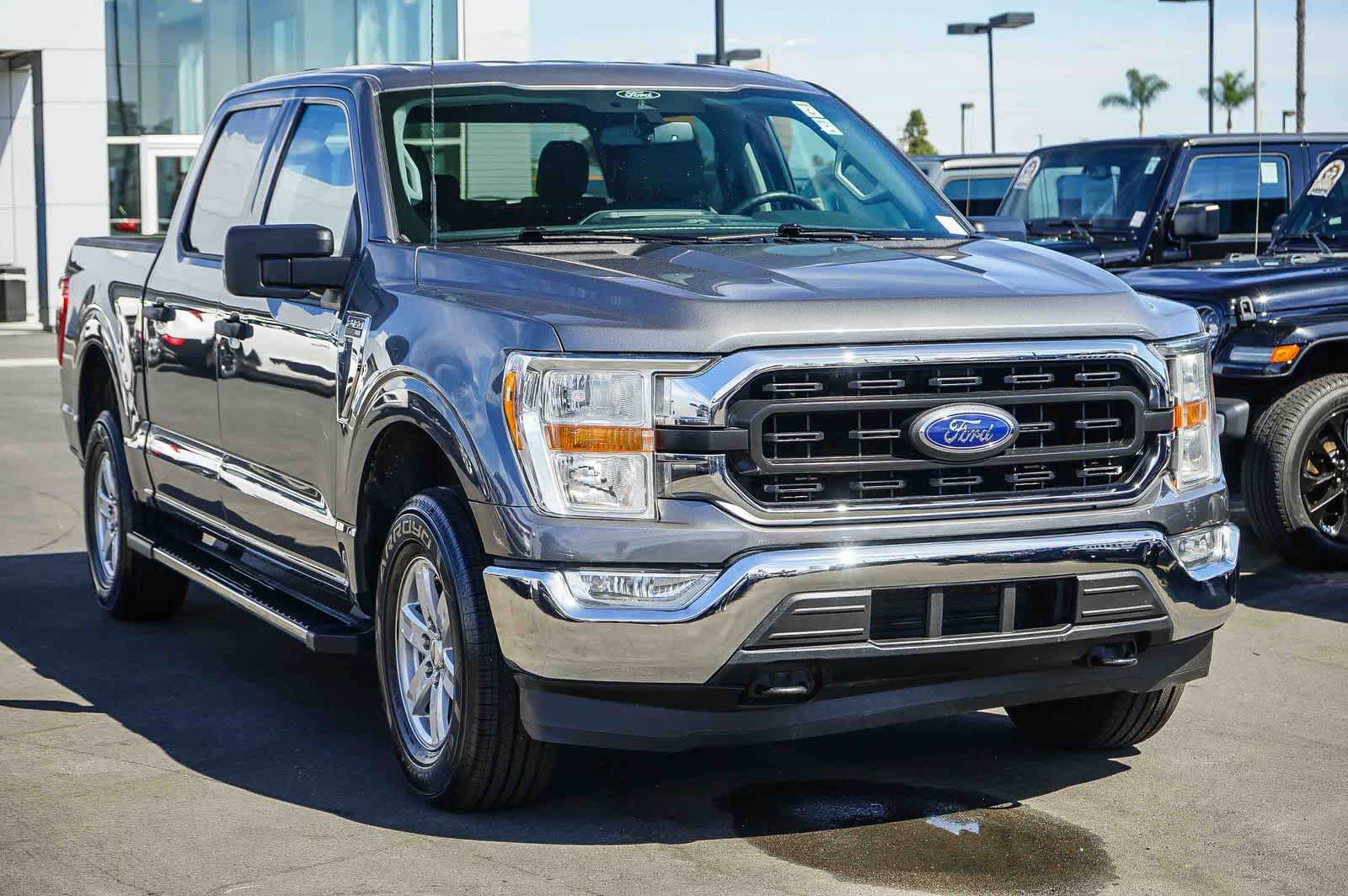 Used 2021 Ford F150 XLT w/ Equipment Group 301A Mid AWD/4WD image 3