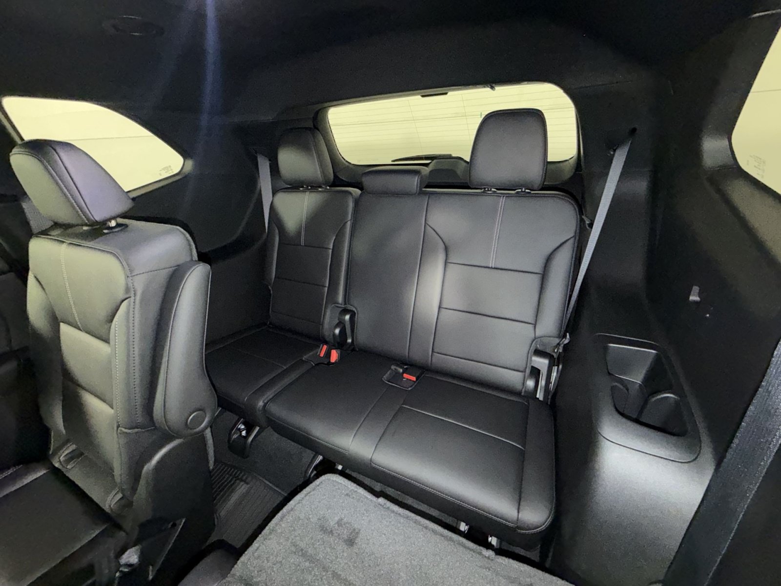 New 2026 GMC Acadia Elevation w/ Elevation Premium Package FWD image 25