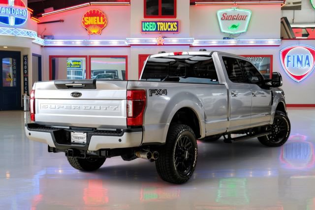 Used 2020 Ford F350 Lariat AWD/4WD image 3
