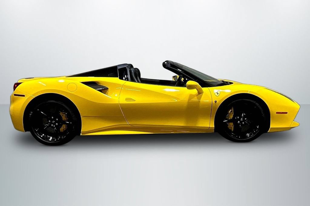 Used 2018 Ferrari 488 Spider RWD image 4