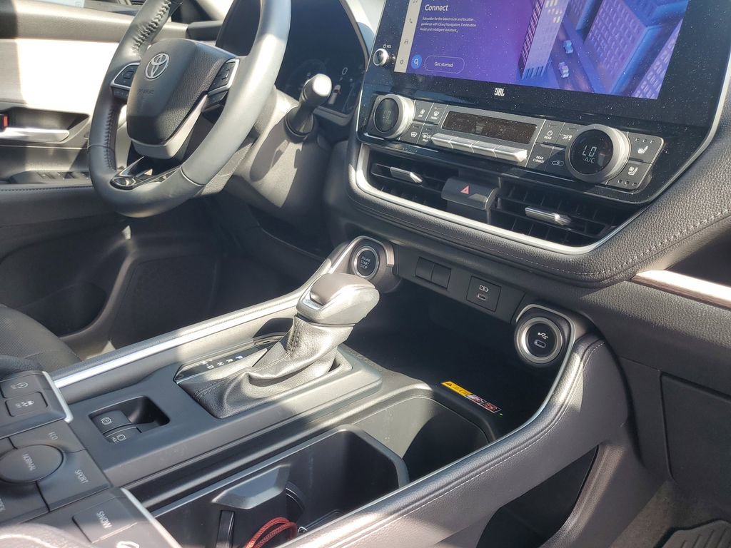 Used 2024 Toyota Grand Highlander AWD image 34